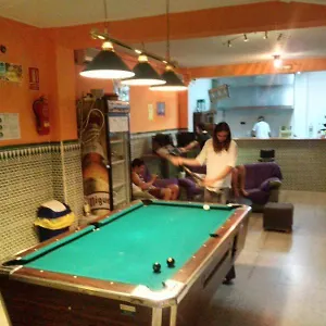 Residencia Backpackers Hostel